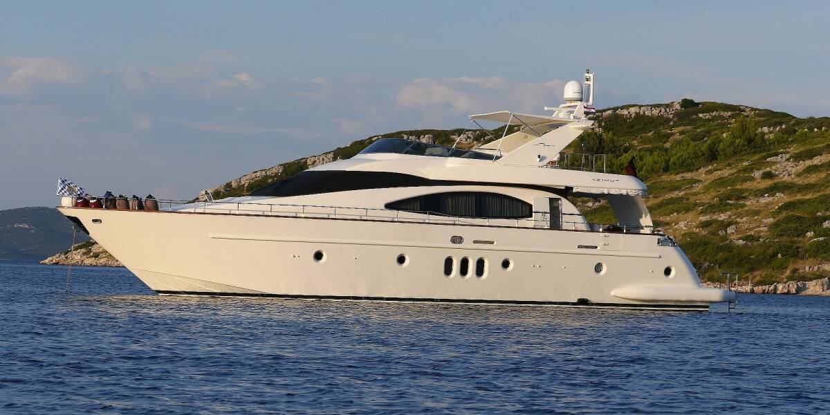 Azimut 74