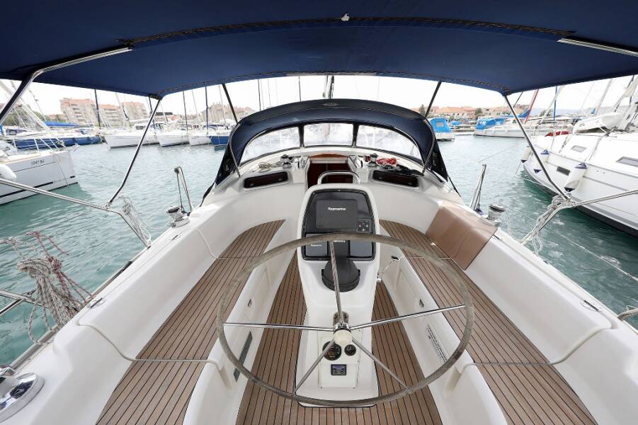 Bavaria 37 Cruiser