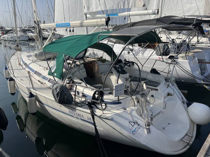 Bavaria 38