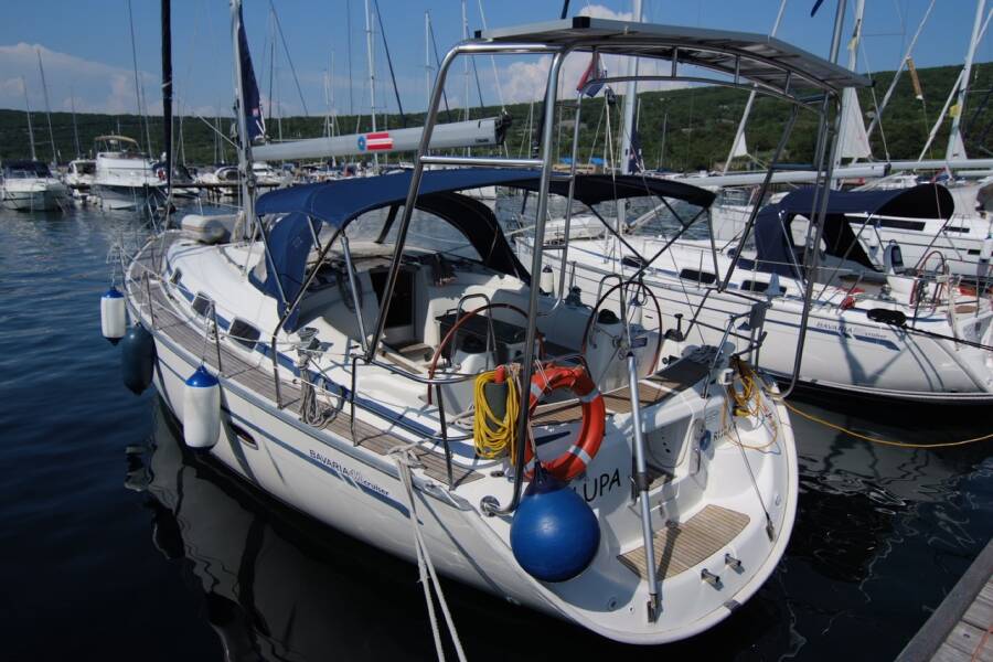 Bavaria 42 Cruiser