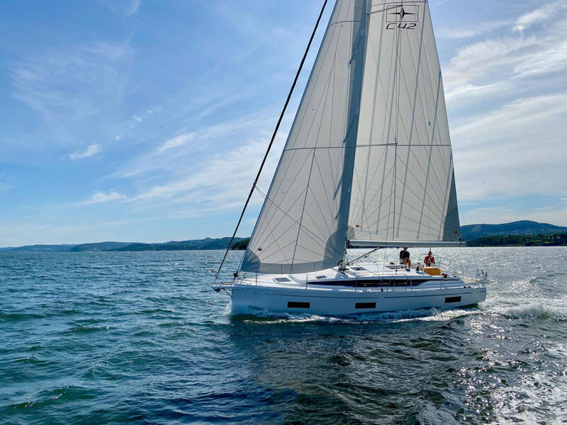 Bavaria C42 Style