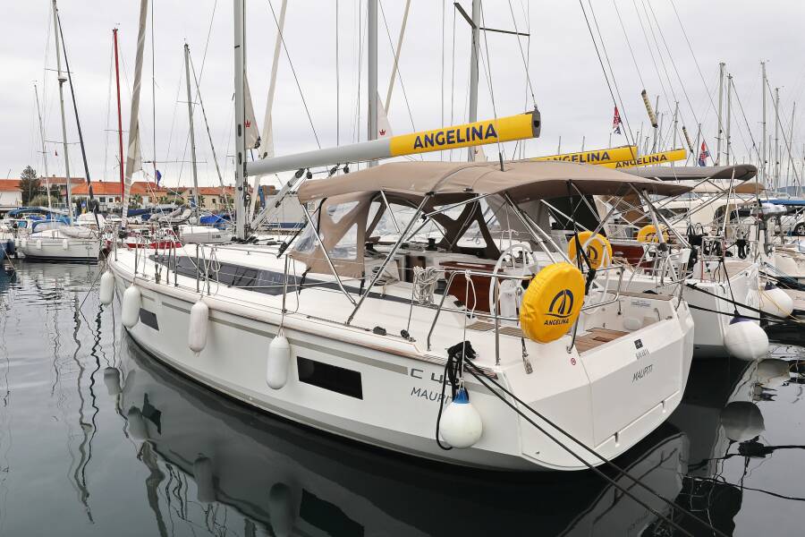 Bavaria C42