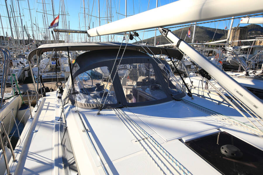 Bavaria C42