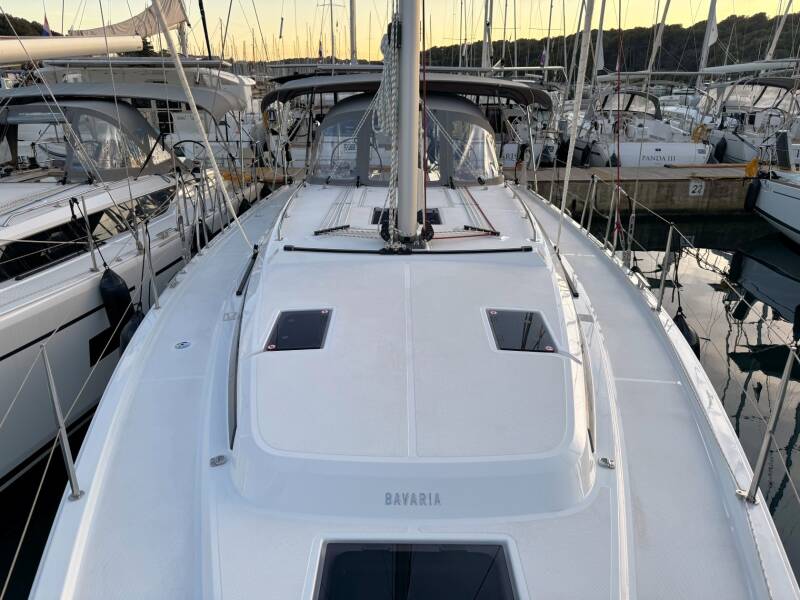 Bavaria C42