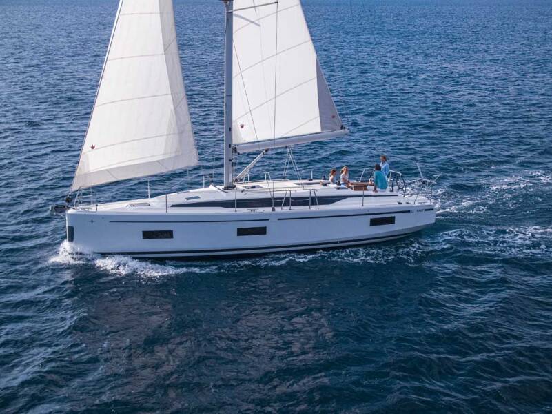 Bavaria C42