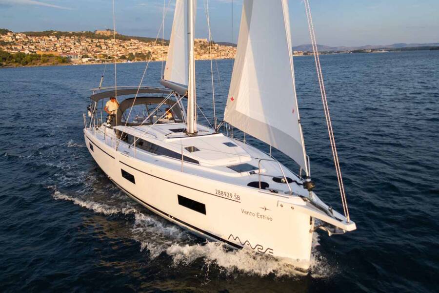 Bavaria C42