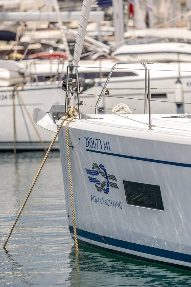 Bavaria C42