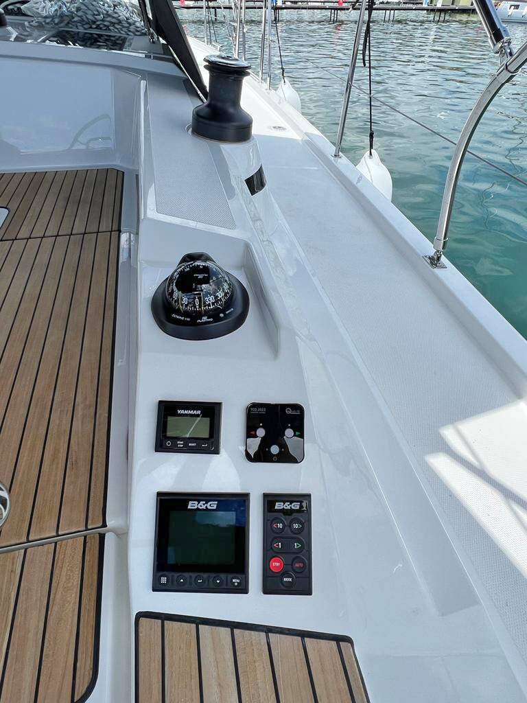 Bavaria C42