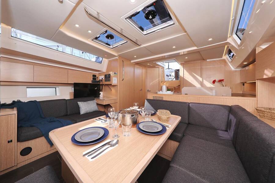 Bavaria C45 Holiday