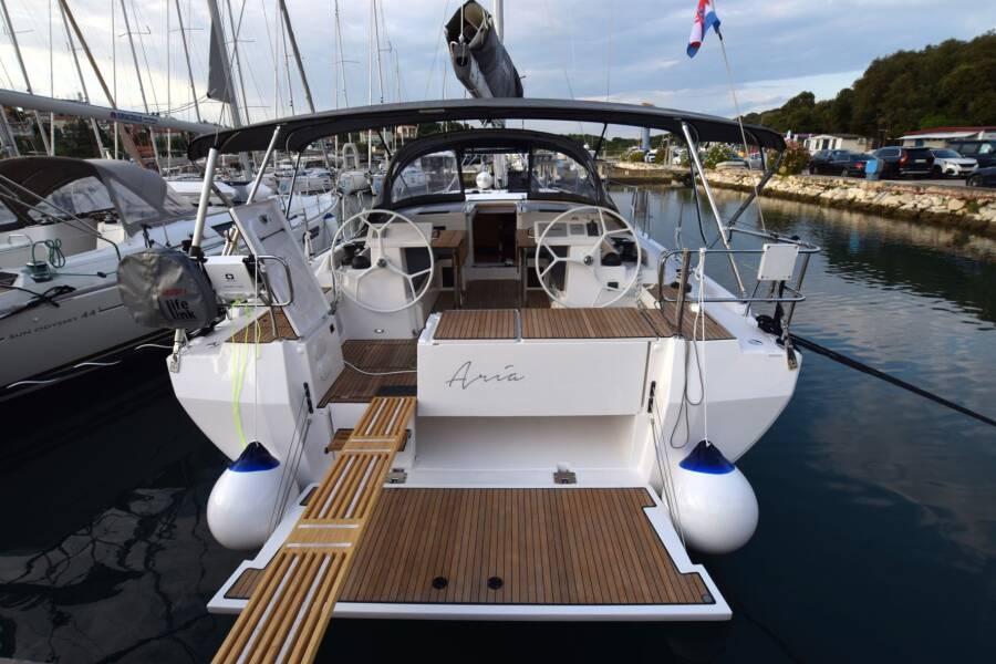 Bavaria C45 Style