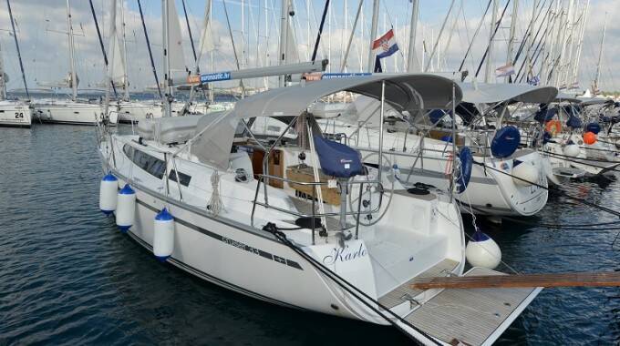 Bavaria Cruiser 33