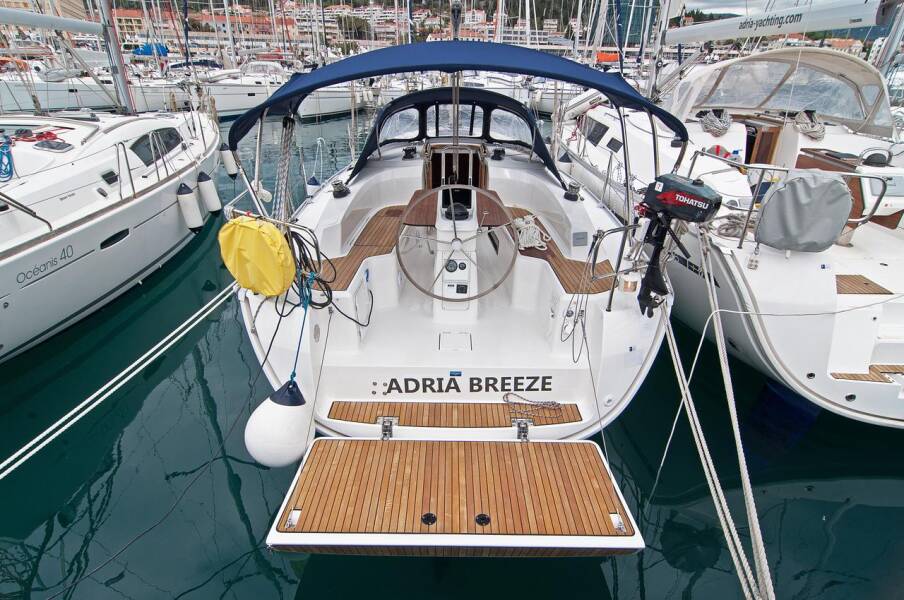 Bavaria Cruiser 33