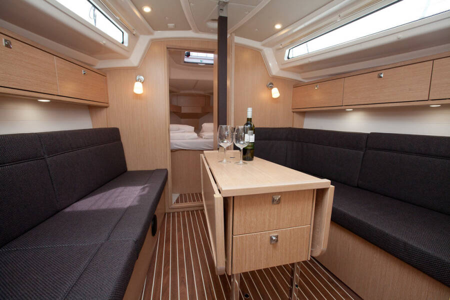 Bavaria Cruiser 34 Style