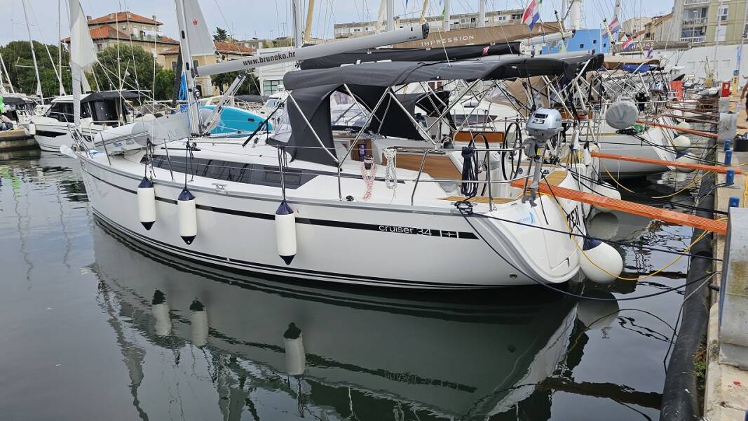 Bavaria Cruiser 34 Style