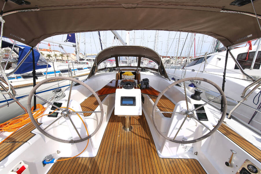 Bavaria Cruiser 34