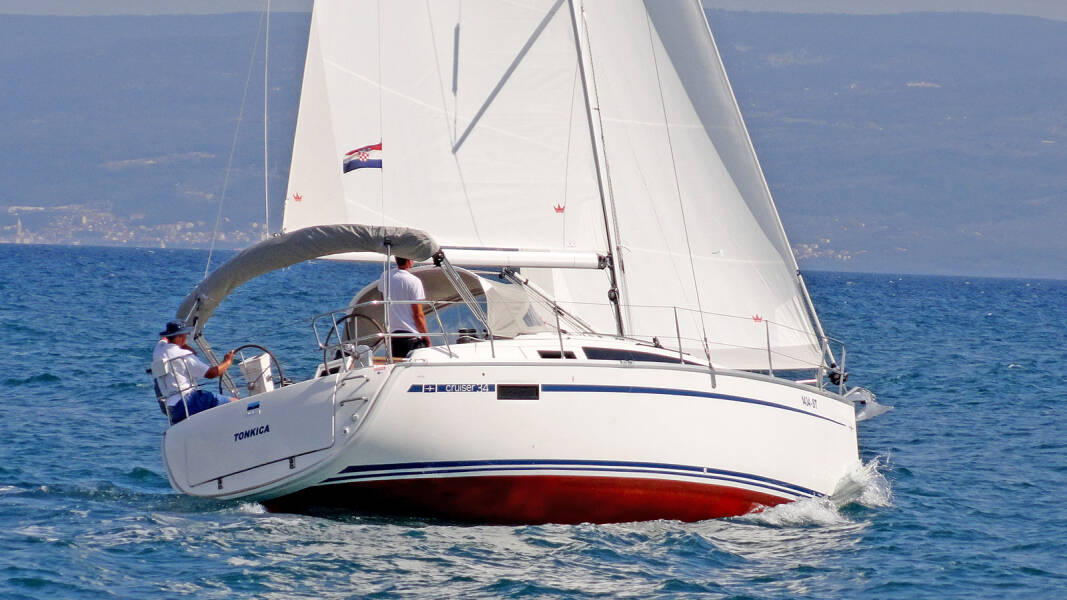 Bavaria Cruiser 34