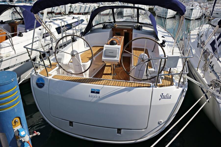 Bavaria Cruiser 37