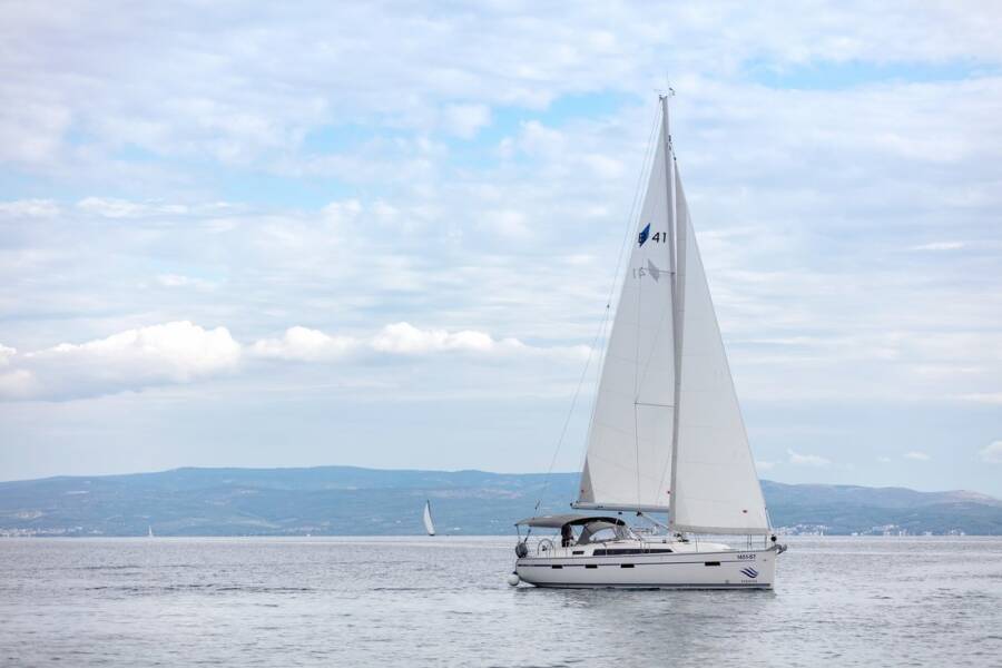 Bavaria Cruiser 41