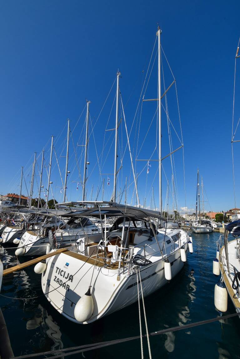 Bavaria Cruiser 46