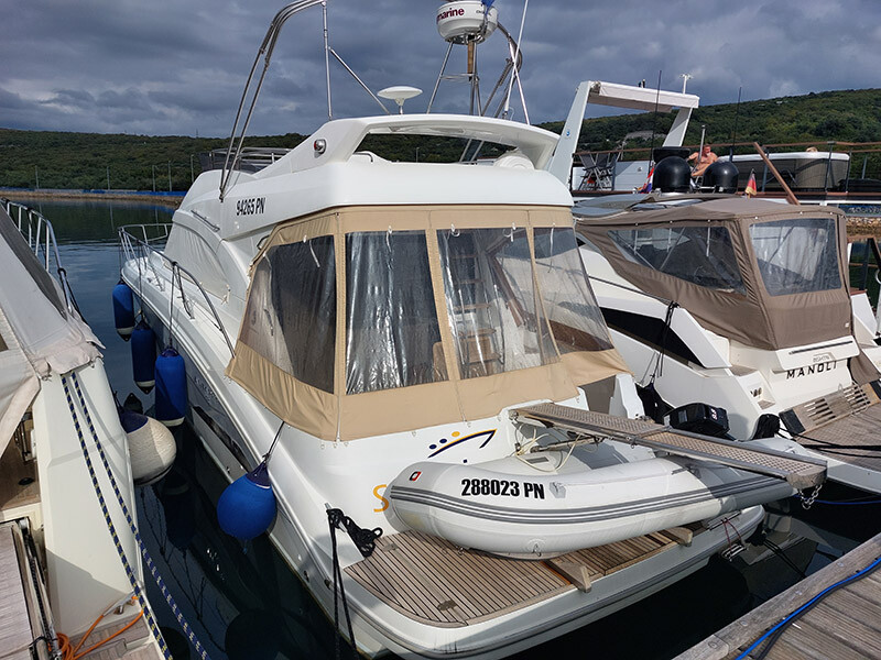 Beneteau Antares 42