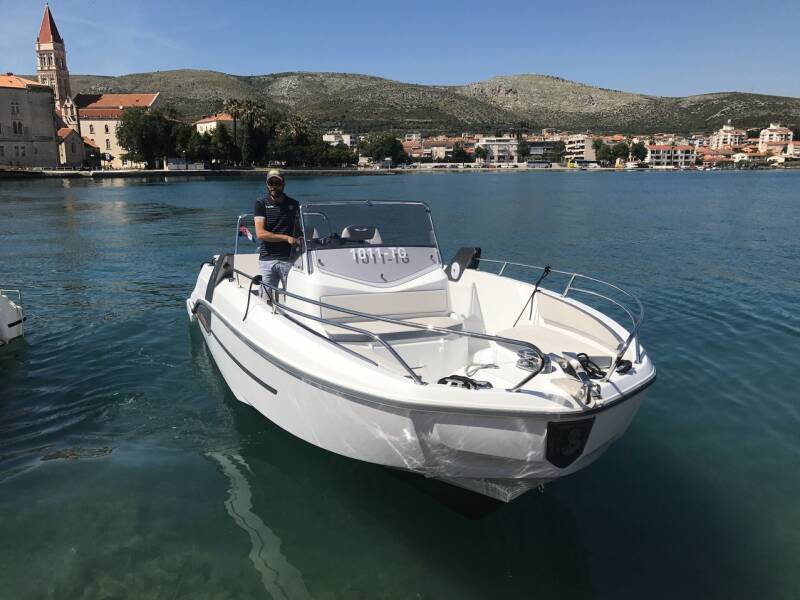 Beneteau