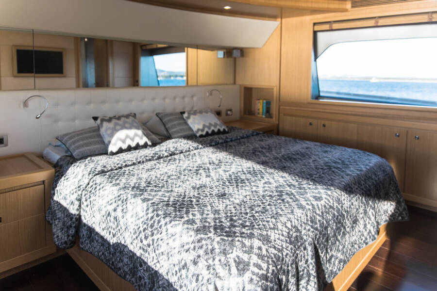 Custom Line Navetta 26