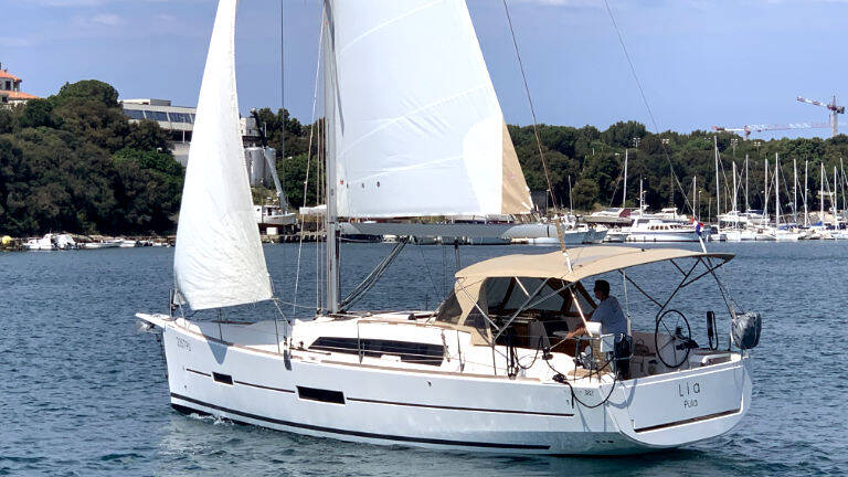 Dufour 382 GL