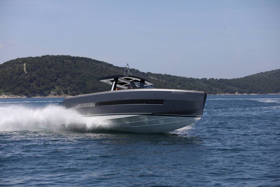 Fjord 44 Open