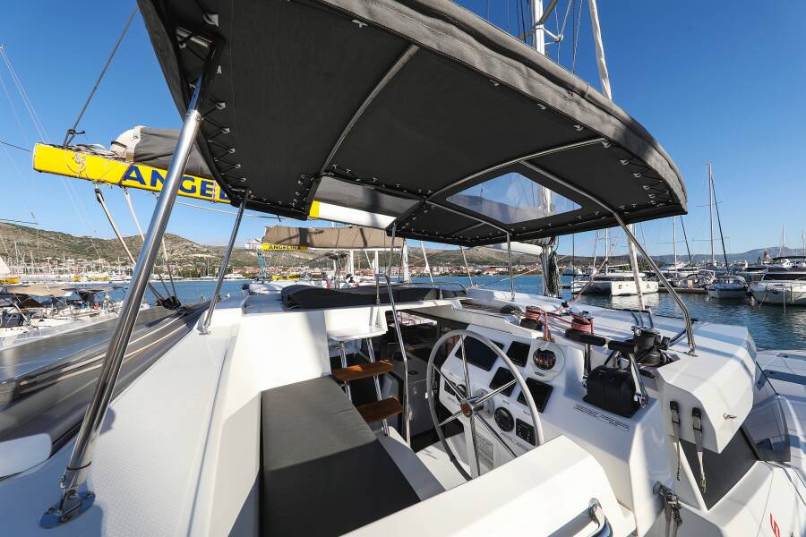 Fountaine Pajot Astrea 42 Quatuor