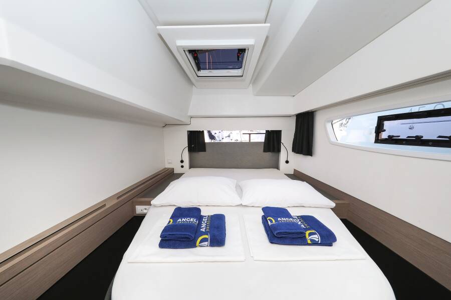 Fountaine Pajot Astrea 42 Quatuor