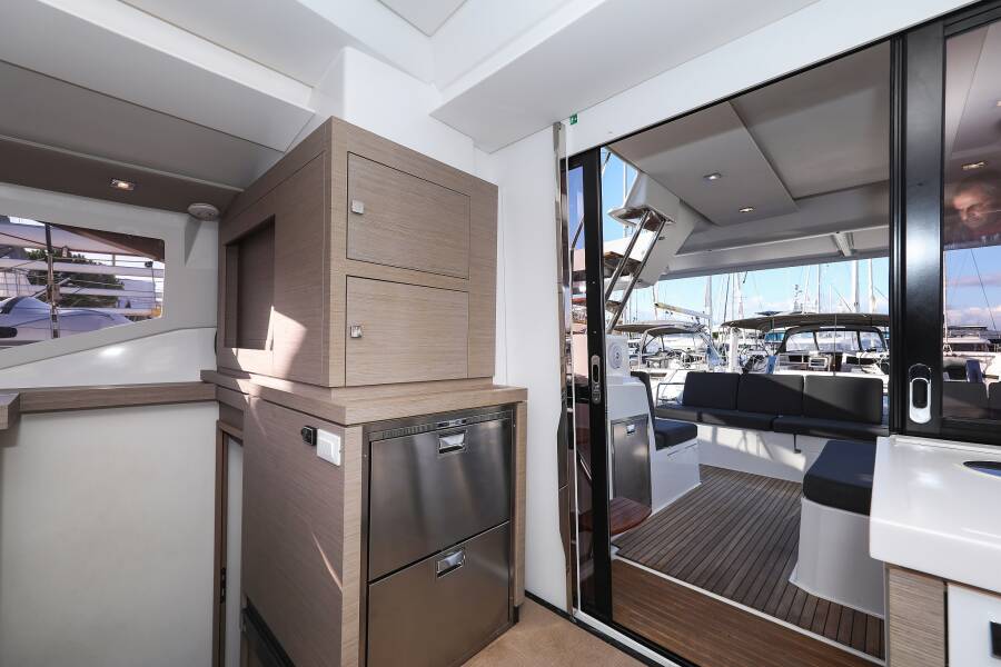 Fountaine Pajot Astrea 42 Quatuor