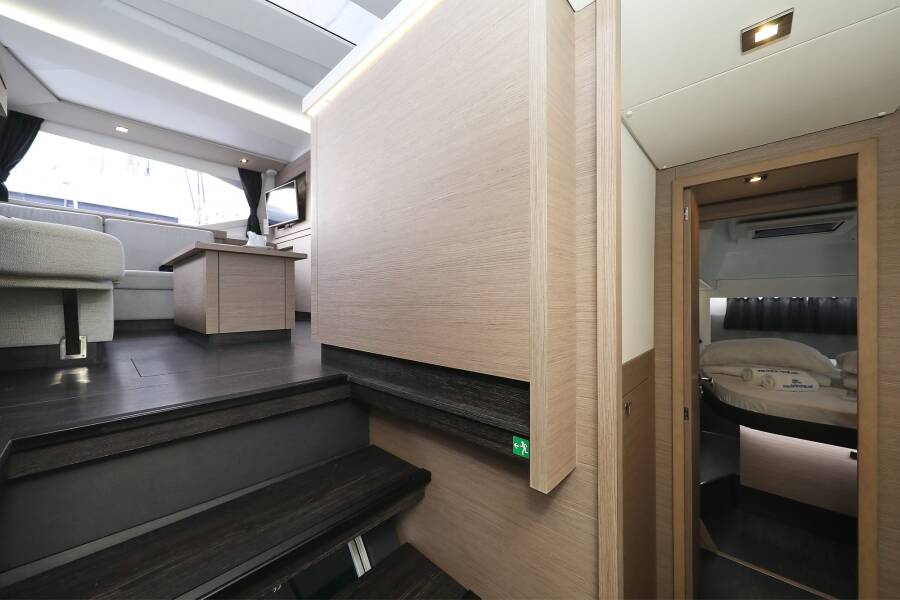 Fountaine Pajot Astrea 42