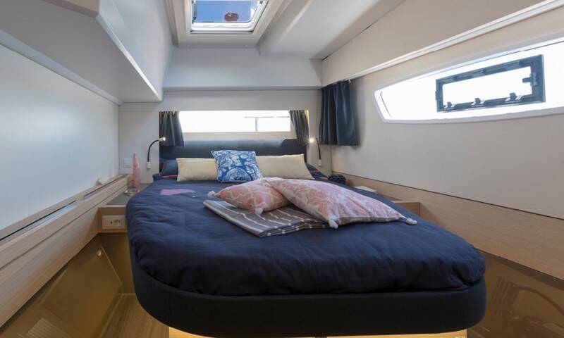 Fountaine Pajot Astrea 42