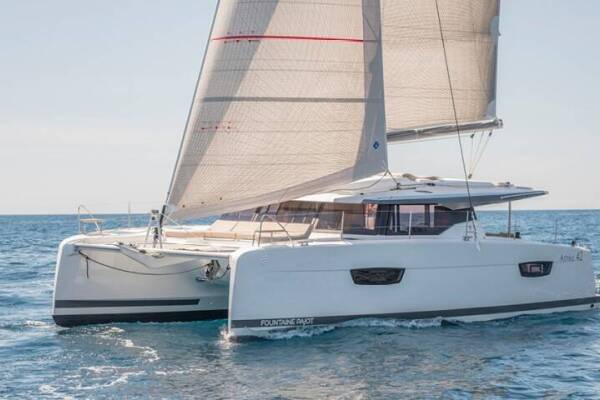 Fountaine Pajot Astrea 42