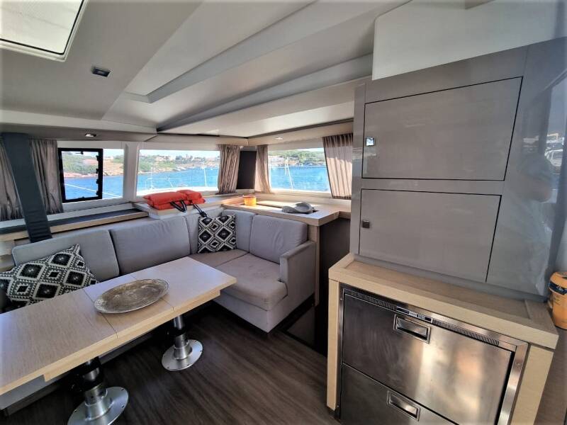 Fountaine Pajot Astrea 42