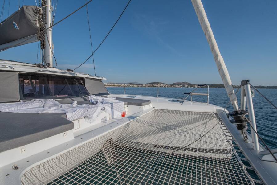 Fountaine Pajot Astrea 42