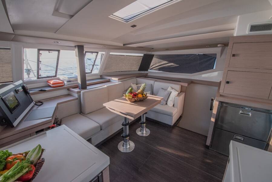 Fountaine Pajot Astrea 42