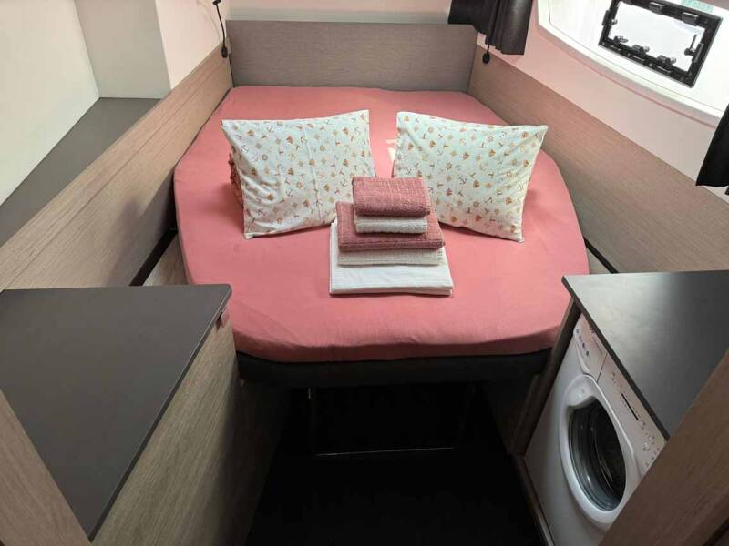 Fountaine Pajot Astrea 42