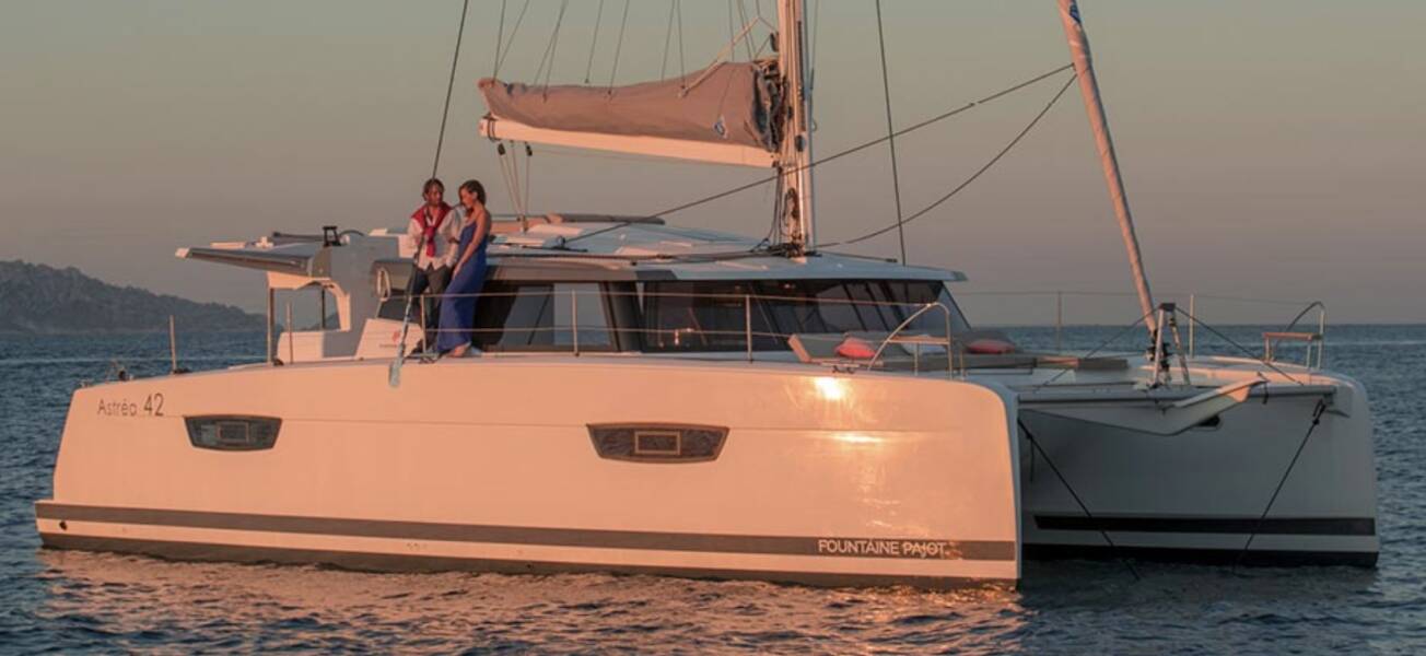 Fountaine Pajot Astrea 42