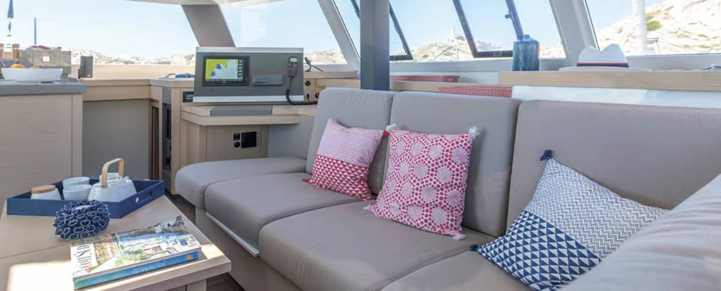 Fountaine Pajot Astrea 42