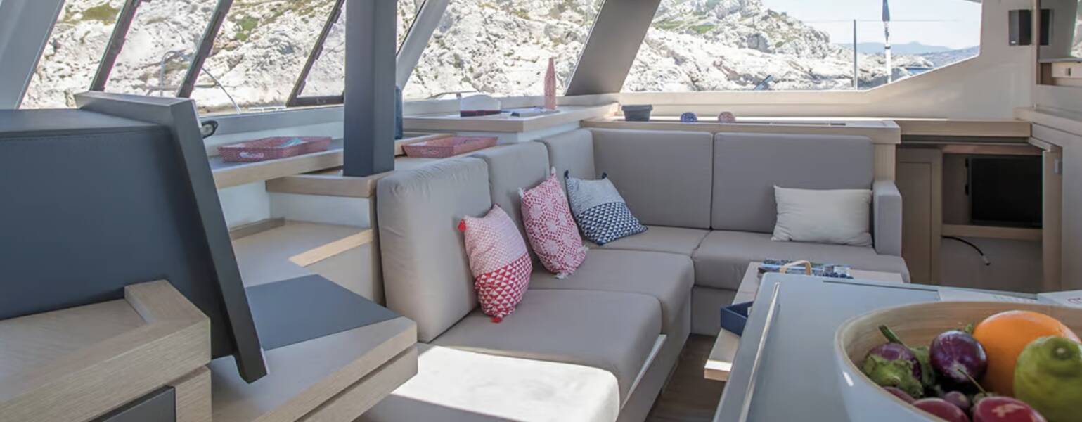 Fountaine Pajot Astrea 42