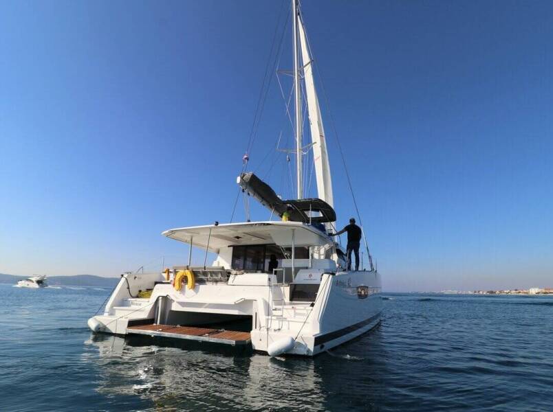 Fountaine Pajot Astrea 42