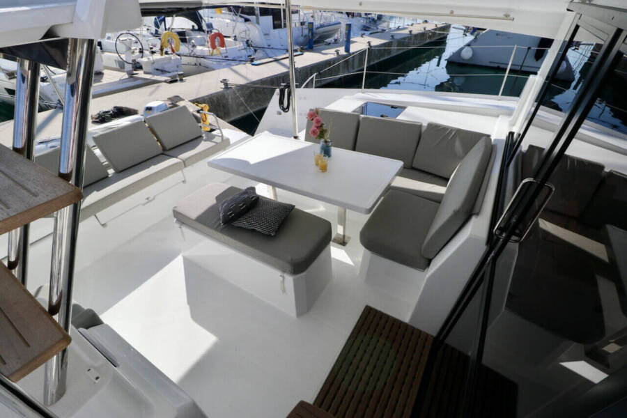 Fountaine Pajot Astrea 42