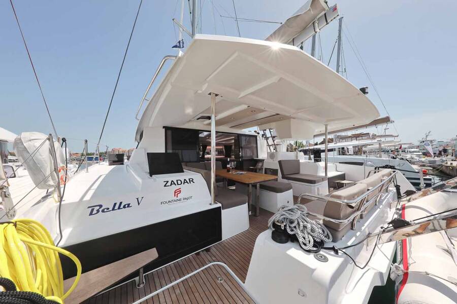 Fountaine Pajot Astrea 42