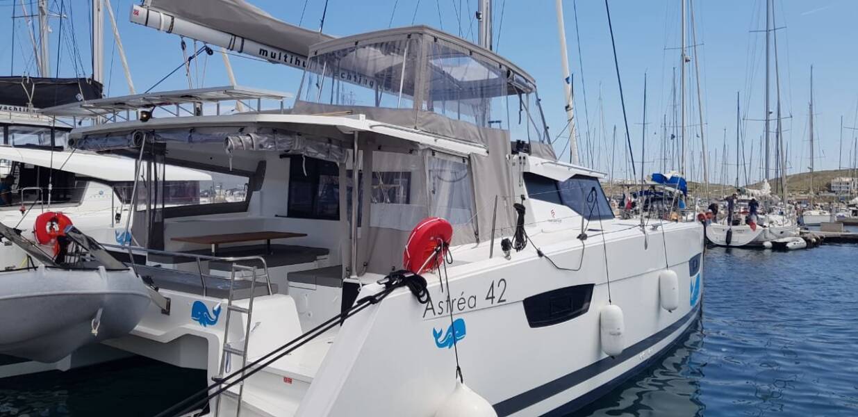 Fountaine Pajot Astrea 42