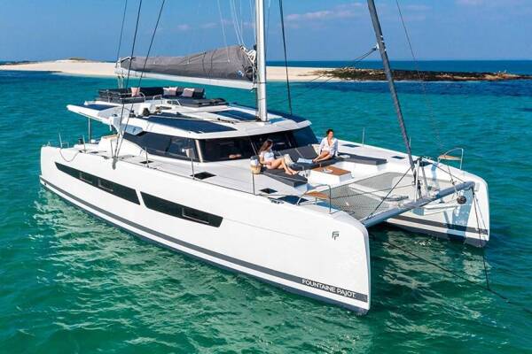 Fountaine Pajot Aura 51