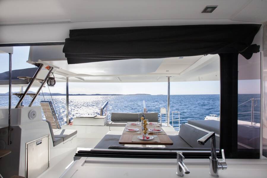 Fountaine Pajot Elba 45