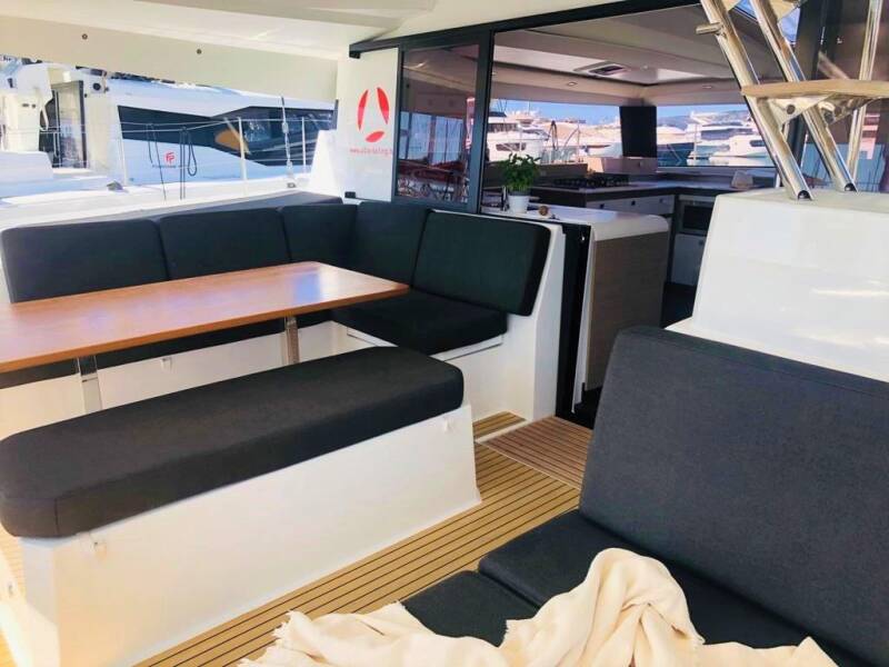 Fountaine Pajot Elba 45