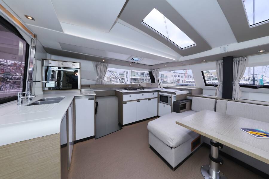 Fountaine Pajot Elba 45