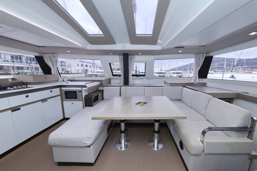 Fountaine Pajot Elba 45